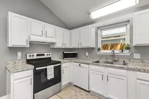 910 Linden Ave, Niceville, FL 32578 - Photo 13