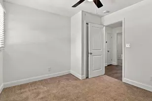 322 NW Leah Miller Dr, Fort Walton Beach, FL 32548 - Photo 21