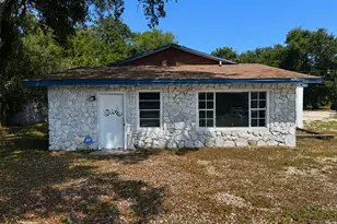 4812 Gulf Breeze Pkwy, Gulf Breeze, FL 32563 - Photo 1