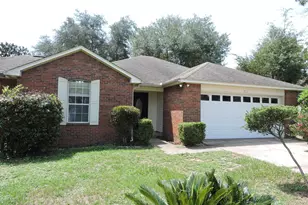 211 Westview Dr, Crestview, FL 32536 - Photo 1