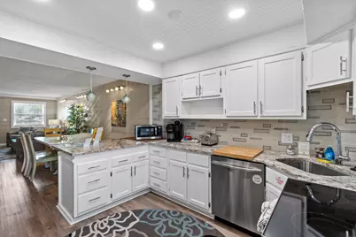 885 Santa Rosa Boulevard #101, Fort Walton Beach, FL 32548 - Photo 17