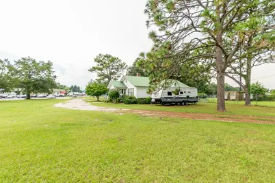 778 N Ferdon Boulevard, Crestview, FL 32536 - Photo 51