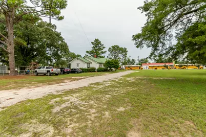 778 N Ferdon Boulevard, Crestview, FL 32536 - Photo 47