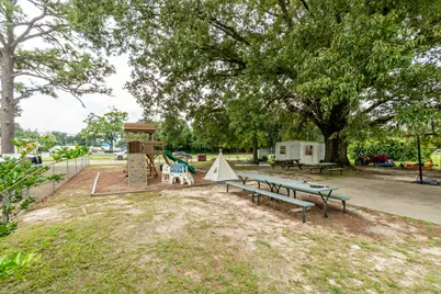 778 N Ferdon Boulevard, Crestview, FL 32536 - Photo 57