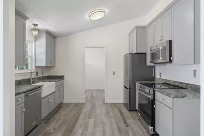 6813 Avenida De Galvez, Navarre, FL 32566 - Photo 13