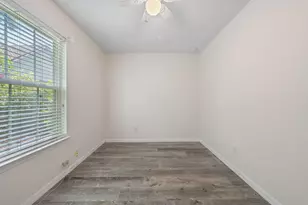 6813 Avenida De Galvez, Navarre, FL 32566 - Photo 23