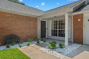 6813 Avenida De Galvez, Navarre, FL 32566 - Photo 5