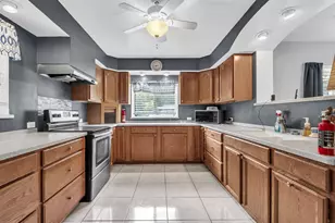 627 Ferretti Ave, Fort Walton Beach, FL 32547 - Photo 13