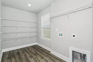 7523 Hatteras Drive, Navarre, FL 32566 - Photo 19