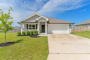 2641 Saltgrass Wy, Crestview, FL 32536 - Photo 1