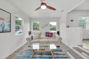 108 NW Moriarty St, Fort Walton Beach, FL 32548 - Photo 11
