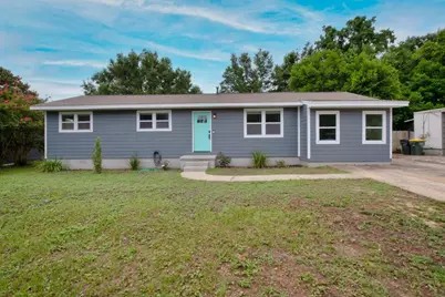 108 NW Moriarty Street, Fort Walton Beach, FL 32548 - Photo 1