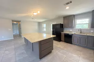 8911 Fullham Ct, Pensacola, FL 32534 - Photo 5