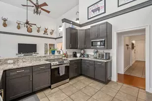 553 Cove Dr, Fort Walton Beach, FL 32547 - Photo 11