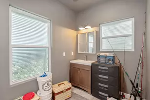 553 Cove Dr, Fort Walton Beach, FL 32547 - Photo 65