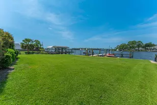 553 Cove Dr, Fort Walton Beach, FL 32547 - Photo 67