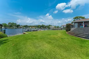 553 Cove Dr, Fort Walton Beach, FL 32547 - Photo 69