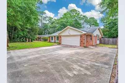1734 Bayshore Drive, Niceville, FL 32578 - Photo 37