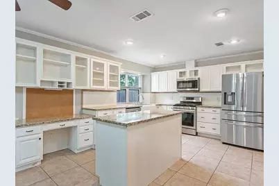 1734 Bayshore Drive, Niceville, FL 32578 - Photo 3