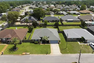 2176 Bromly Dr, Navarre, FL 32566 - Photo 75