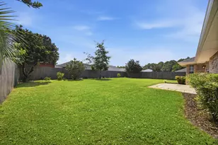 2176 Bromly Dr, Navarre, FL 32566 - Photo 67