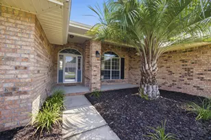 2176 Bromly Dr, Navarre, FL 32566 - Photo 15