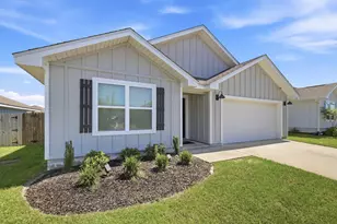 211 Laurel Hl St, Crestview, FL 32539 - Photo 5