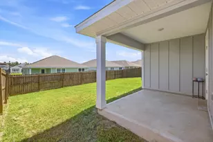 211 Laurel Hl St, Crestview, FL 32539 - Photo 65