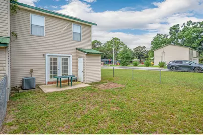 1702 E 1st Avenue, Crestview, FL 32539 - Photo 11