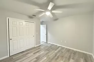 704 E Chestnut Ave, Crestview, FL 32539 - Photo 17