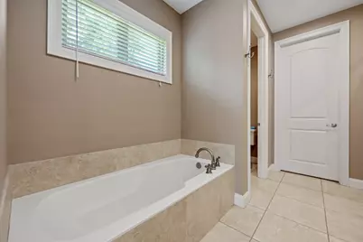 300 Grove Park Drive, Niceville, FL 32578 - Photo 31