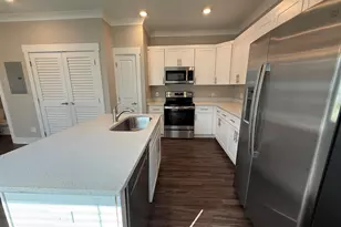 202 Date Palm Ln, Freeport, FL 32439 - Photo 9