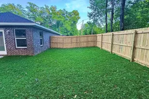 502 E Bowers Ave, Crestview, FL 32539 - Photo 23