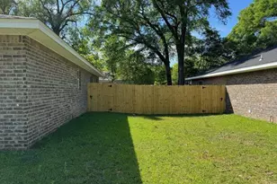 502 E Bowers Ave, Crestview, FL 32539 - Photo 25