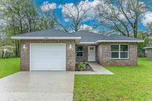 502 E Bowers Ave, Crestview, FL 32539 - Photo 1