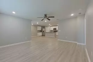 128 Swallowtail Ln, Pensacola, FL 32503 - Photo 5