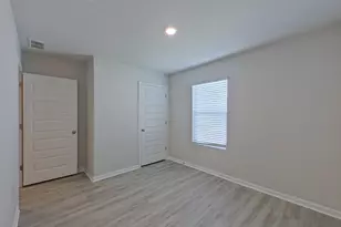 4678 Malay Cir, Pace, FL 32571 - Photo 3