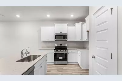 100 Stern Street, Freeport, FL 32439 - Photo 11