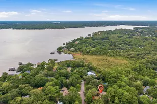 1307 Windward Cir, Niceville, FL 32578 - Photo 41