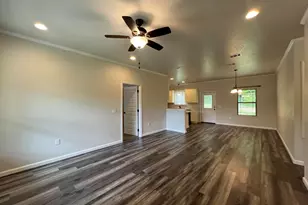 2619 Victoria Pl, Crestview, FL 32536 - Photo 3