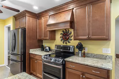 6805 Avenida De Galvez, Navarre, FL 32566 - Photo 19