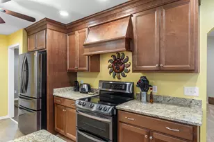 6805 Avenida De Galvez, Navarre, FL 32566 - Photo 19