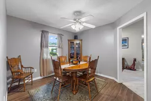 6805 Avenida De Galvez, Navarre, FL 32566 - Photo 21