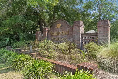 6805 Avenida De Galvez, Navarre, FL 32566 - Photo 57