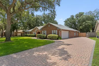 6805 Avenida De Galvez, Navarre, FL 32566 - Photo 3