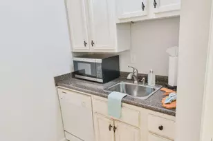 209 W Miracle Strip Pkwy, Mary Esther, FL 32569 - Photo 9