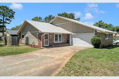 103 Post Oak Place, Shalimar, FL 32579 - Photo 1