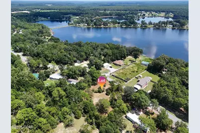 208 Kings Lake Boulevard, Defuniak Springs, FL 32433 - Photo 5