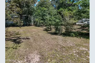 208 Kings Lake Boulevard, Defuniak Springs, FL 32433 - Photo 11