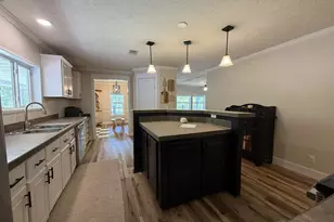 927 Black Creek Blvd, Freeport, FL 32439 - Photo 13